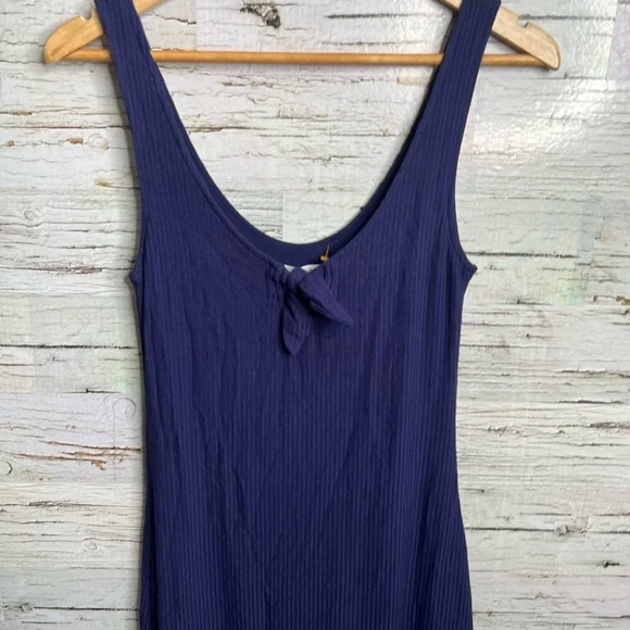 Cupcakes and  cashmere blue midi dress size xs NWT - Picture 3 of 9